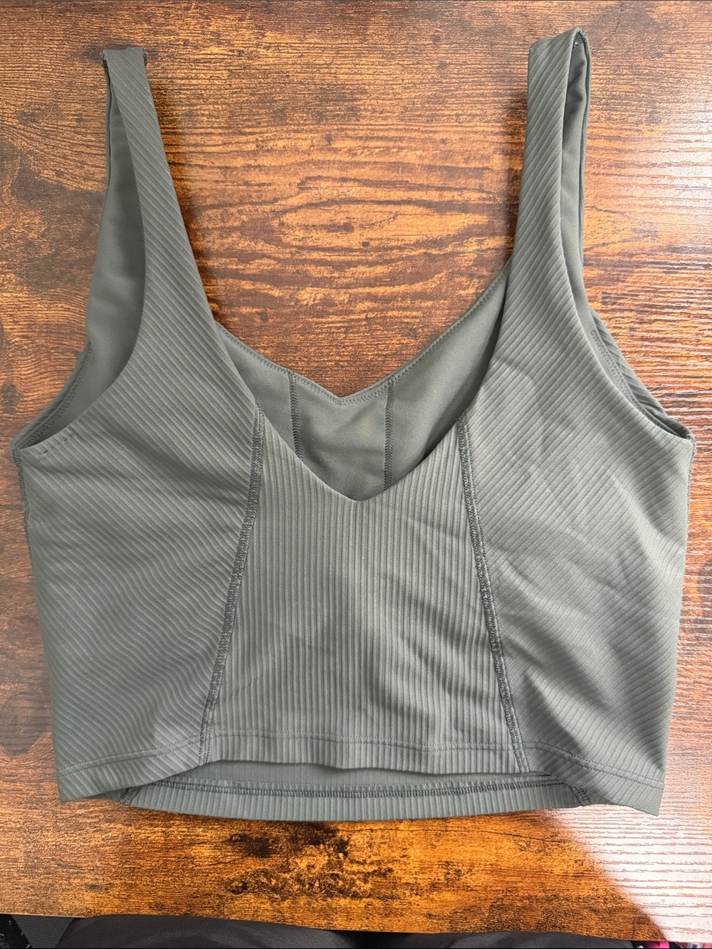 Old Navy Active Olive Sports Bra in Army Green - Picture 3 of 3